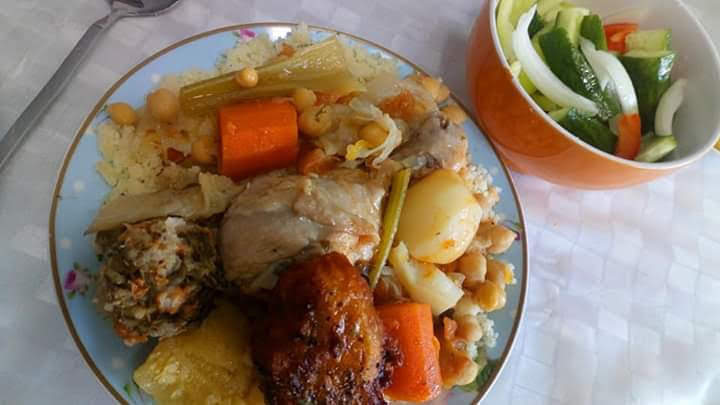 קוסקוס ומרק עוף וירקות